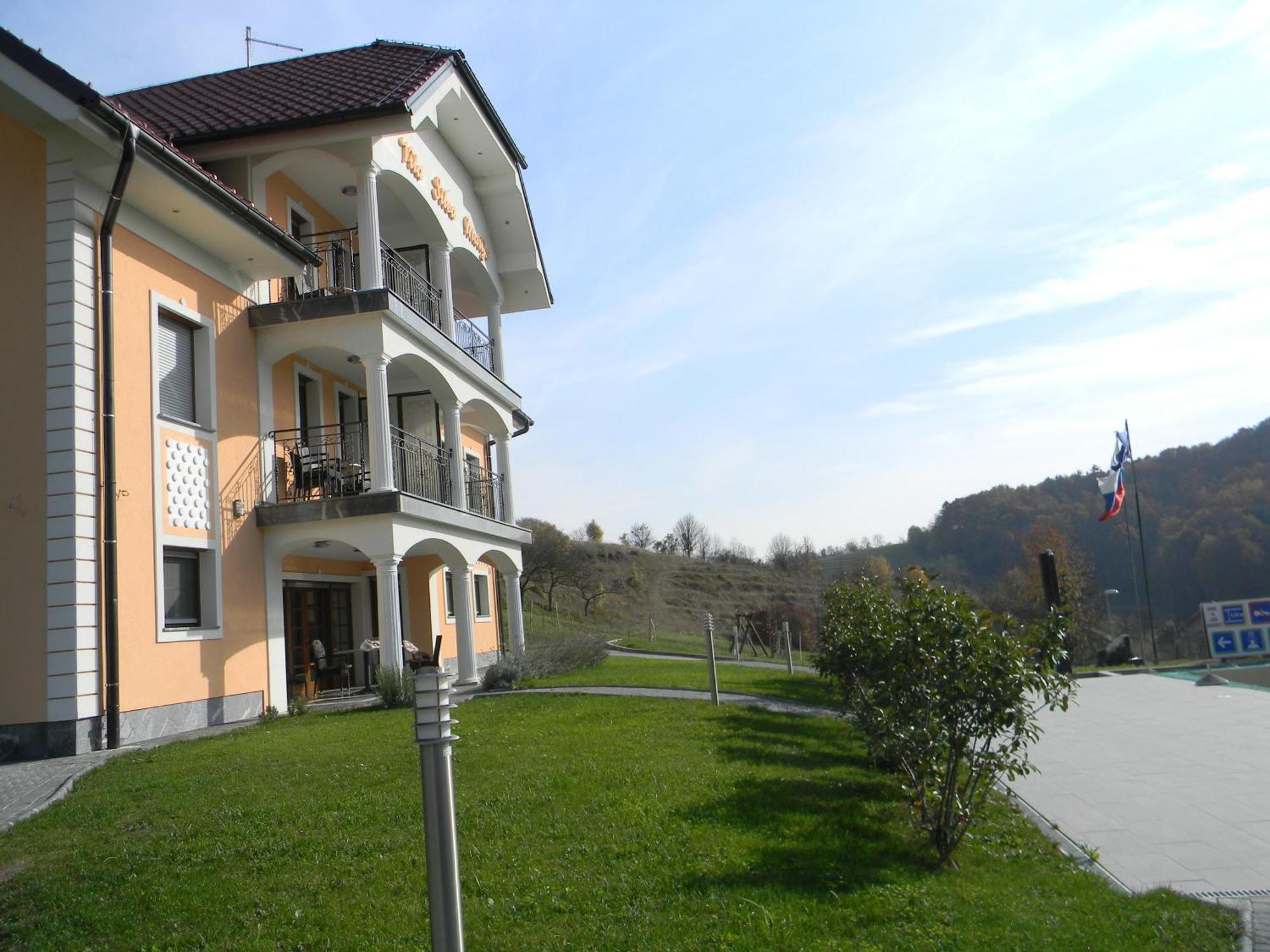 Vila Silva Marija Apartments Pisece Exterior photo